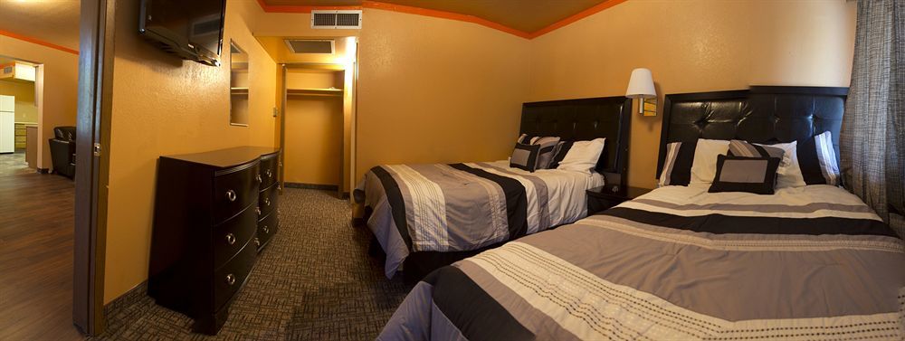Capitol Inn & Suites Пиер Екстериор снимка